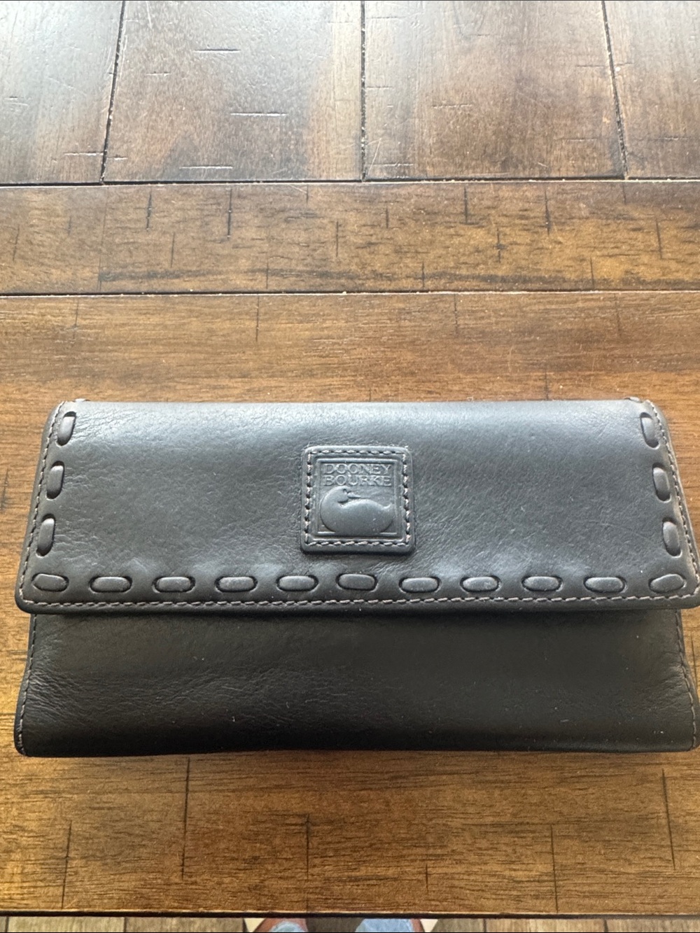 Dooney & Bourke Black Leather Continental Wallet
